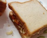 A picture of step 7 of Cheesy Egg sandwich.