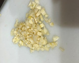 Foto del paso 2 de la receta: Espaguetis de calabacín con sepia chirla y gambón