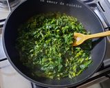 Une image de l'étape 7 de Poêlée d'épinards piquants 🍴.
