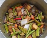 A picture of step 5 of Vegetarian Braised Vegetables.