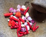 Foto langkah ke 1 dari resep Tumis oncom leunca (ulekuteuk leunca).