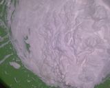 A picture of step 10 of How to make whip cream #author marathon.