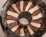 A picture of step 3 of Semifreddo with Pavesini Cookies.