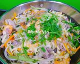 Hình bước làm 5 của món Mì xào tôm rau củ và nấm đùi gà