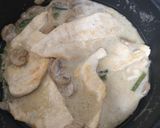 Foto del paso 3 de la receta: Pollo con leche de coco
