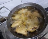 A picture of step 7 of Punjabi samosa.