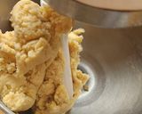 A picture of step 2 of Apple Pie.