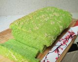 Foto langkah ke 10 dari resep Pandan Chiffon Cake.