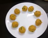 A picture of step 2 of Potato balls.