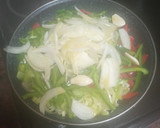 Foto del paso 1 de la receta: Coca de verduras, atún, aceitunas negras y huevo duro