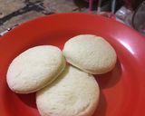 Foto langkah ke 3 dari resep Roti tawar goreng praktis.