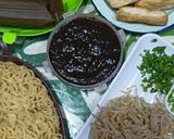 Foto langkah ke 4 dari resep Lontong Mie Surabaya.