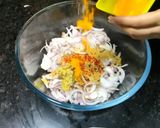 A picture of step 2 of Pyaaz pakode.