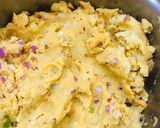 A picture of step 1 of Donut cutlets.