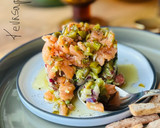 Foto del paso 4 de la receta: Timbal de salmón 🍣 🥑 🍅 🧅