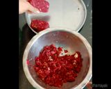 A picture of step 3 of Beetroot kabab.