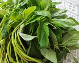A picture of step 1 of Ganyaar/Gandhari saag.
