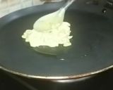 A picture of step 3 of Wheat flour chilla.