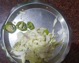 કોબી ડુંગળી સંભારો (Cabbage Onion Sambhara Recipe In Gujarati) રેસીપી સ્ટેપ2ફોટો