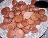 Foto del paso 2 de la receta: Arroz Chaufa con Salchichas (Hot Dog) a lo Carmelita