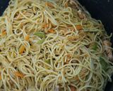 A picture of step 8 of Stir fry chicken spegettis.
