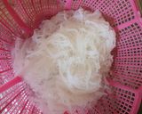 Foto langkah ke 1 dari resep Putu Mayang Bihun Jagung.
