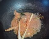 Foto langkah ke 3 dari resep Tongkol Suwir Kecap.