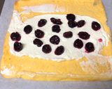 A picture of step 9 of Cherry Roll Cake🍒.