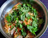 Hình bước làm 5 của món Gỏi xoài tai heo