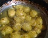 A picture of step 4 of Kadhi pakora (mother in law recipie).