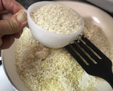 Foto del paso 2 de la receta: Cazuelita de arroz al horno con restos del cocido