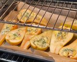 A picture of step 3 of Baked pears with stilton cheese.
