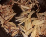 Foto del paso 2 de la receta: Arroz con tuco y papas ❤