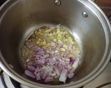 A picture of step 2 of Cream of mushroom soup.