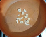 Foto del paso 1 de la receta: Mejillones rellenos de crema de mejillones al vapor