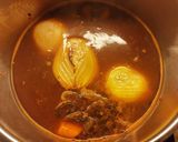 Une image de l'étape 3 de Bouillon de Boeuf.