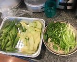 Hình bước làm 1 của món Canh chua cá hồi