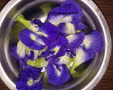 Foto langkah ke 1 dari resep Es Teh Bunga Telang Biru Suami Istri.