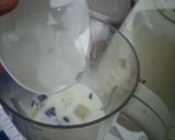 A picture of step 3 of Oreo Cold Coffee.