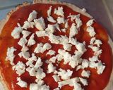 Foto del paso 2 de la receta: Pizza de pan Pita