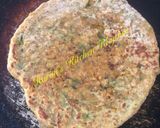 A picture of step 5 of Dal stuffed paratha.