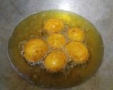 Foto langkah ke 3 dari resep Bola bola ubi kopong.