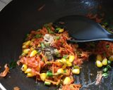 A picture of step 4 of Vegetable Fried Idli.