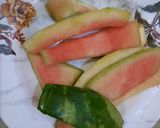 Foto langkah ke 1 dari resep Tumis kulit semangka dan sarden.