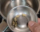 A picture of step 5 of Jaggery Halwa.