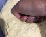 Foto langkah ke 4 dari resep Donat empuk tanpa ulen.