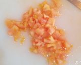 Foto del paso 1 de la receta: Ensalada de atún con cebolla cabezona, apio, tomate y manzana