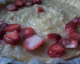 Foto del paso 3 de la receta: Tarta de frutillas y duraznos