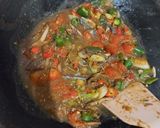 Foto langkah ke 2 dari resep Ikan Asin Layang Asam Manis Pedas.