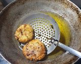 A picture of step 10 of Moraiya Farali Vada.